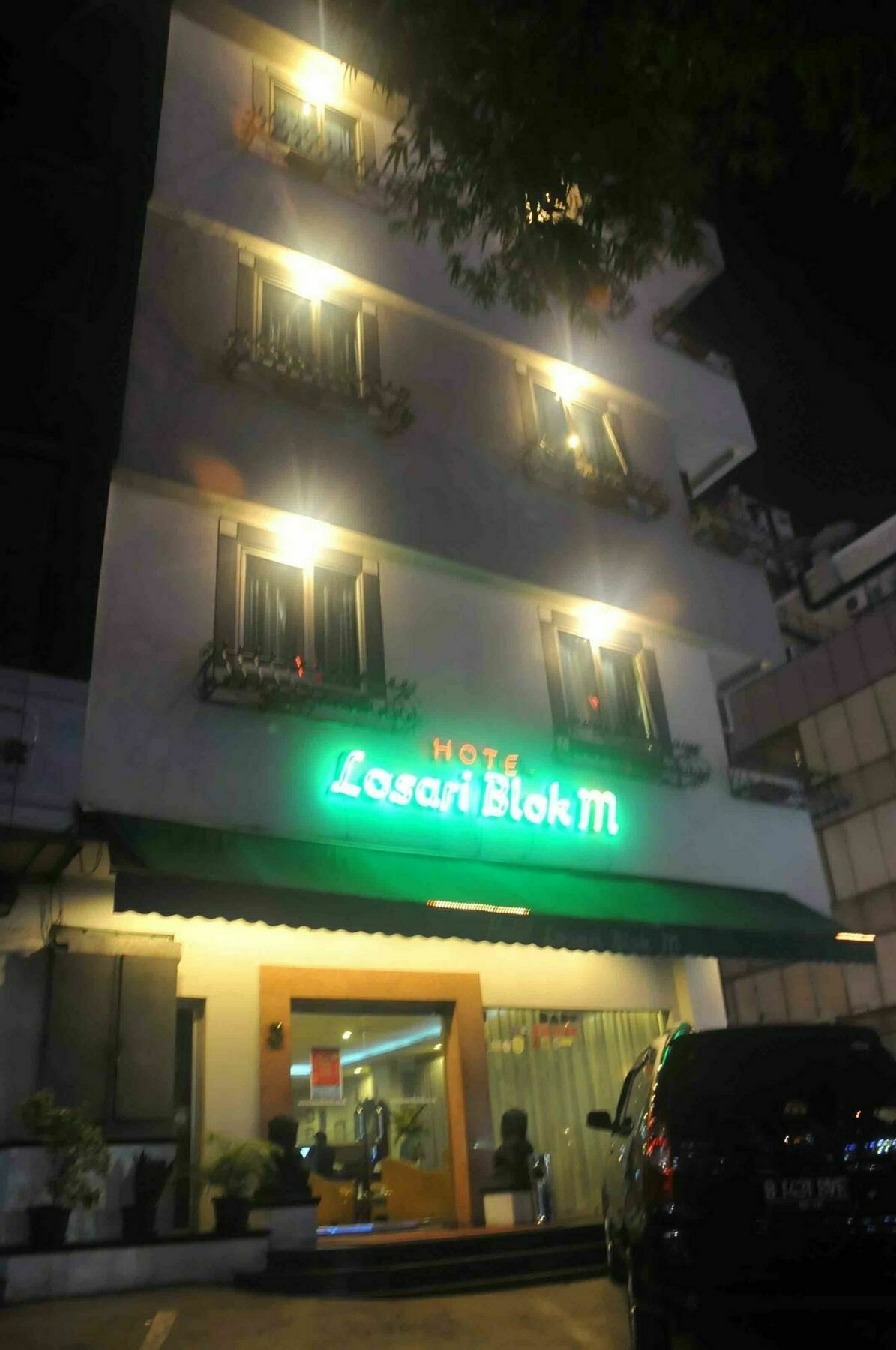 Losari Blok M Hotel Jakarta Exterior photo